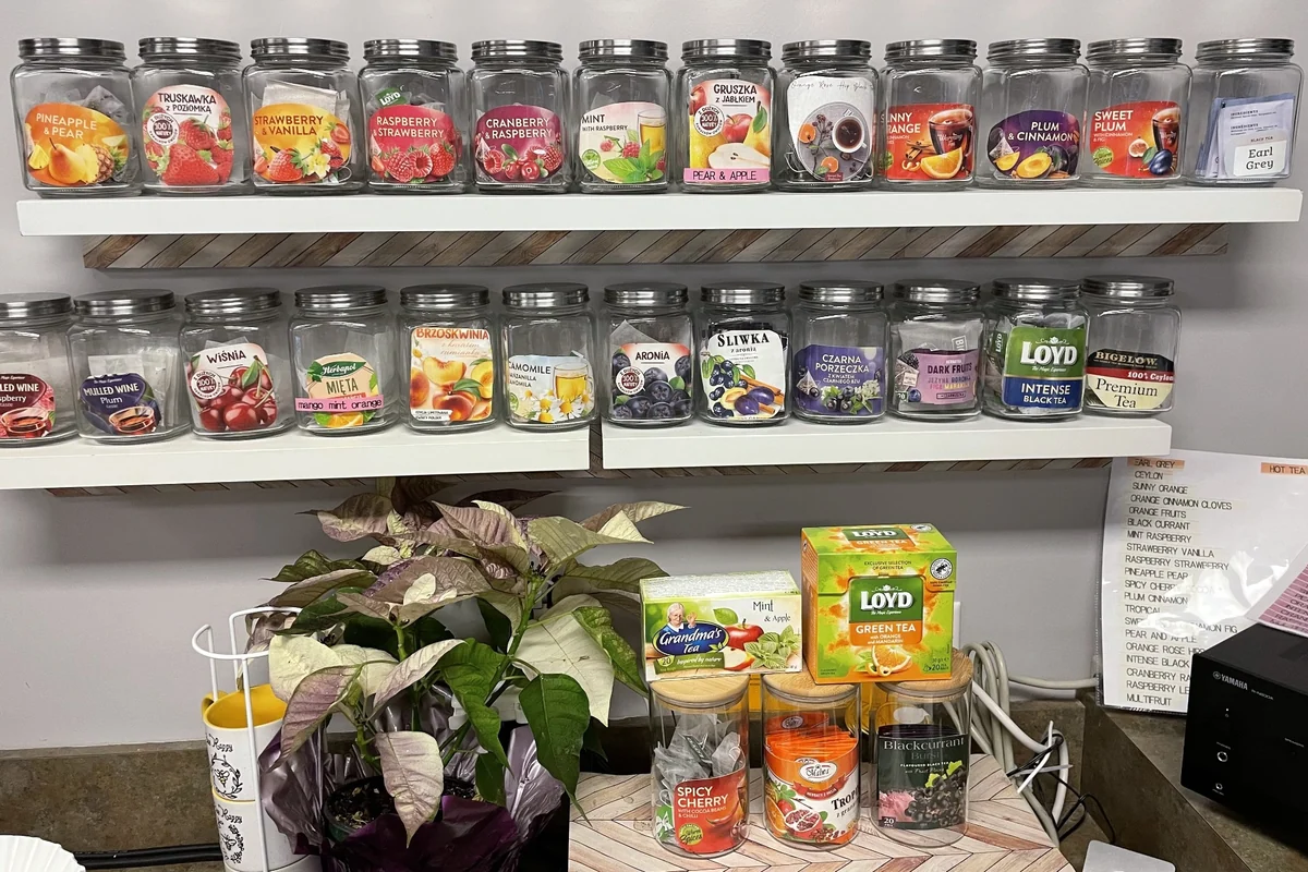 Display of herbal, fruit, and black tea flavors available at Kat's Café & Restaurant.