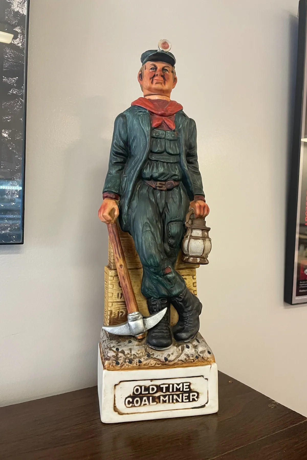 Old Time Coal Miner statue displayed at Kat’s Café & Restaurant in Minersville.