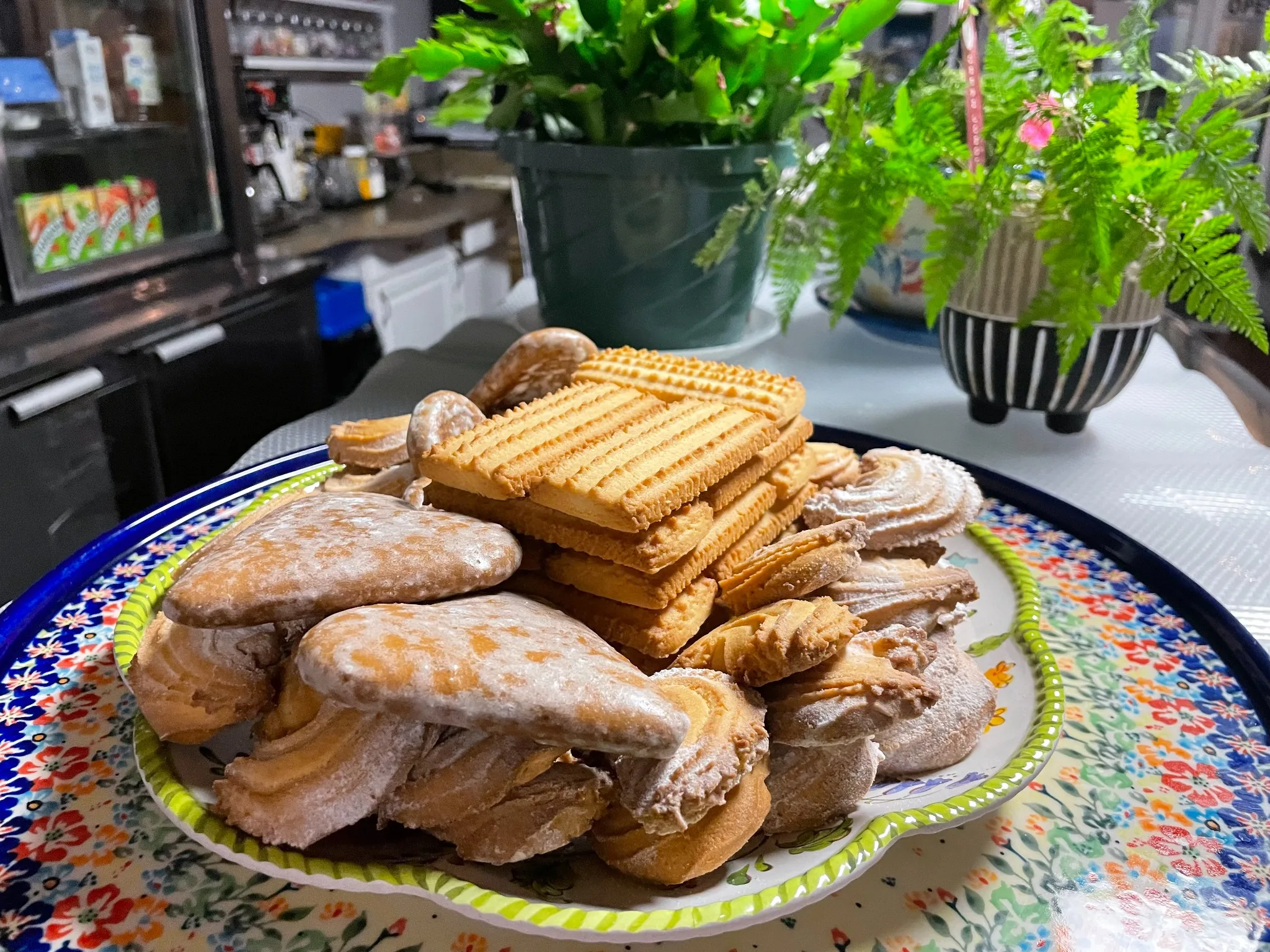 Platter of assorted homemade butter cookies at Kat’s Café & Restaurant.